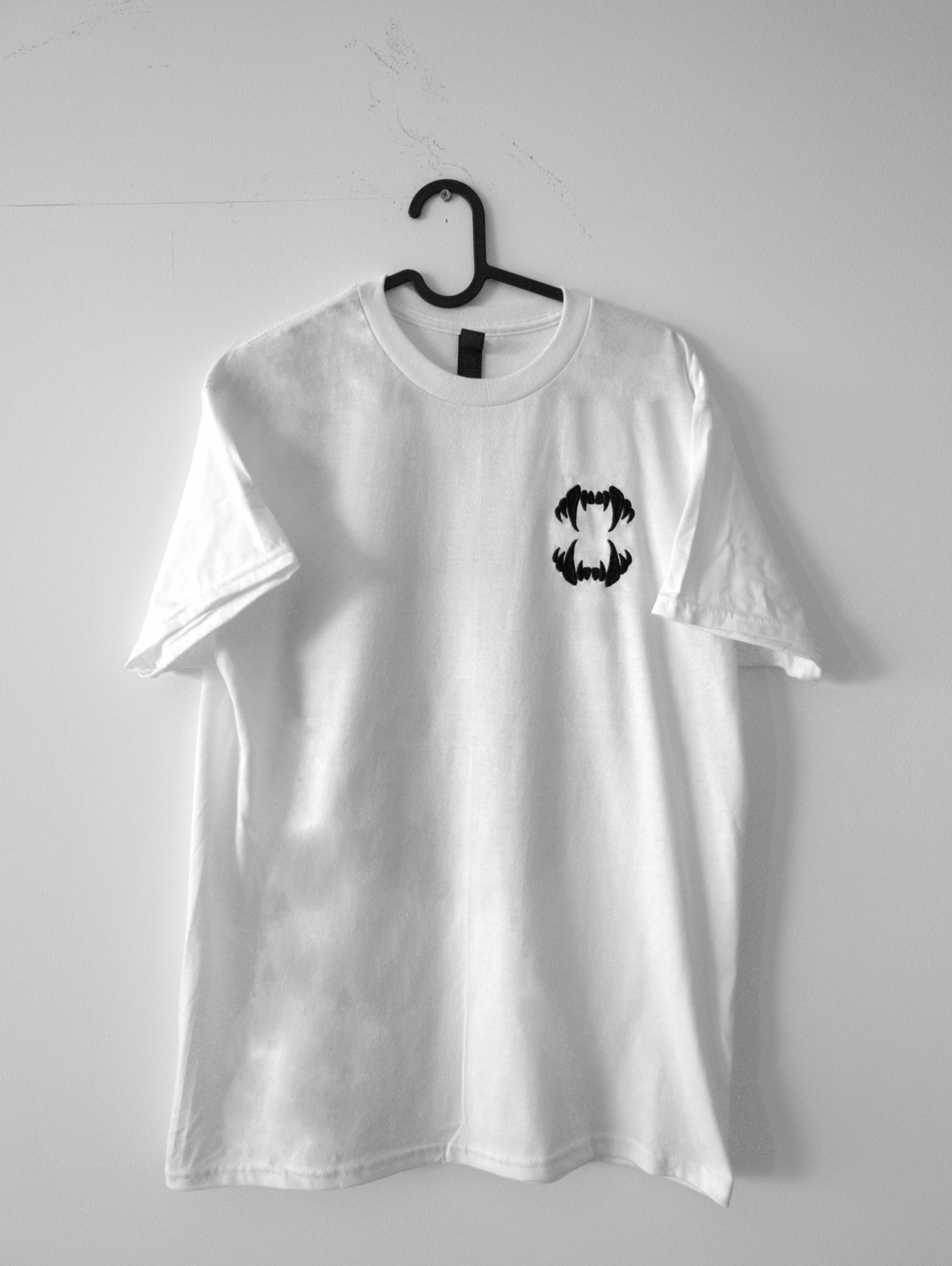"Lupus" T-Shirt
